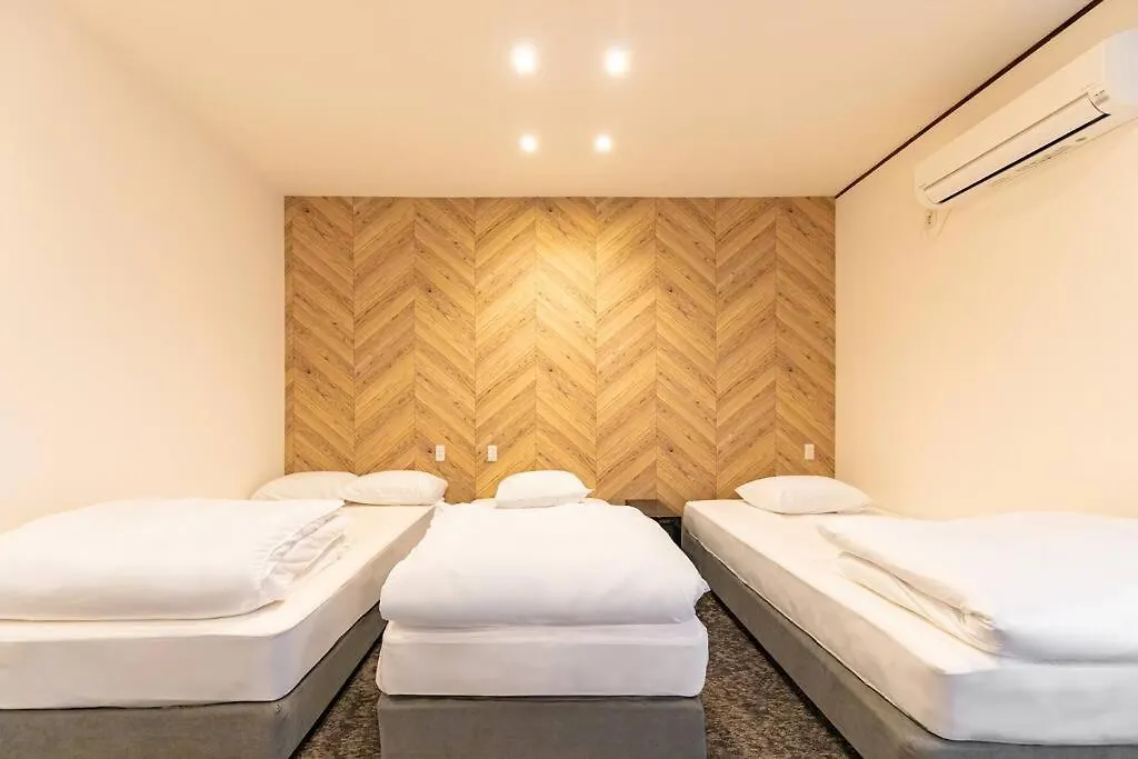Apartment Tasonegrandstayosaka あべの山王2