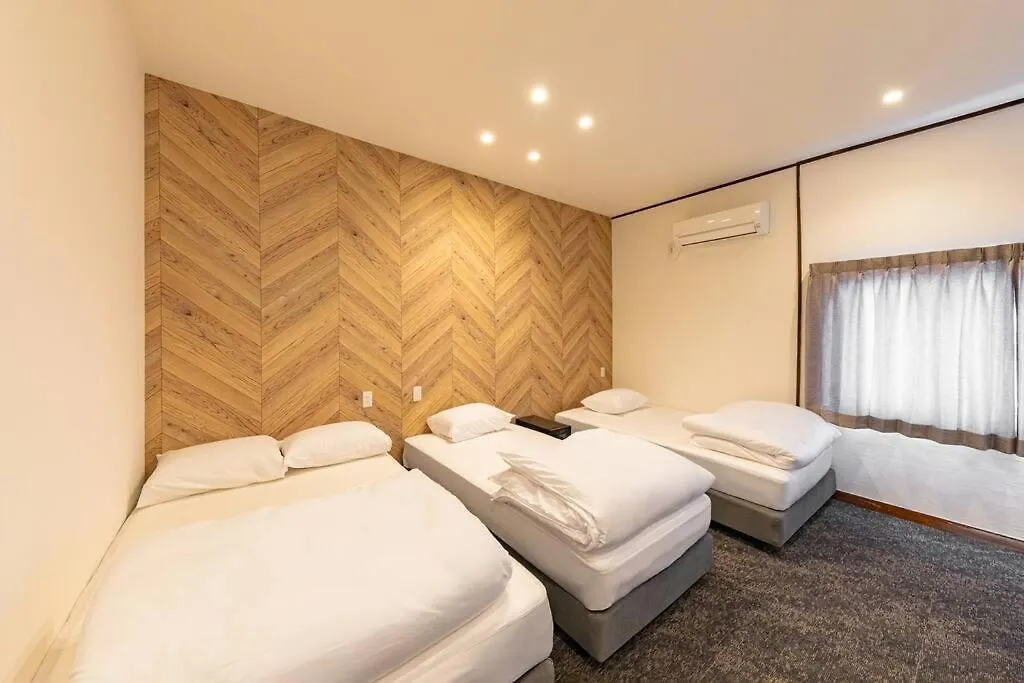 Apartment Tasonegrandstayosaka あべの山王2